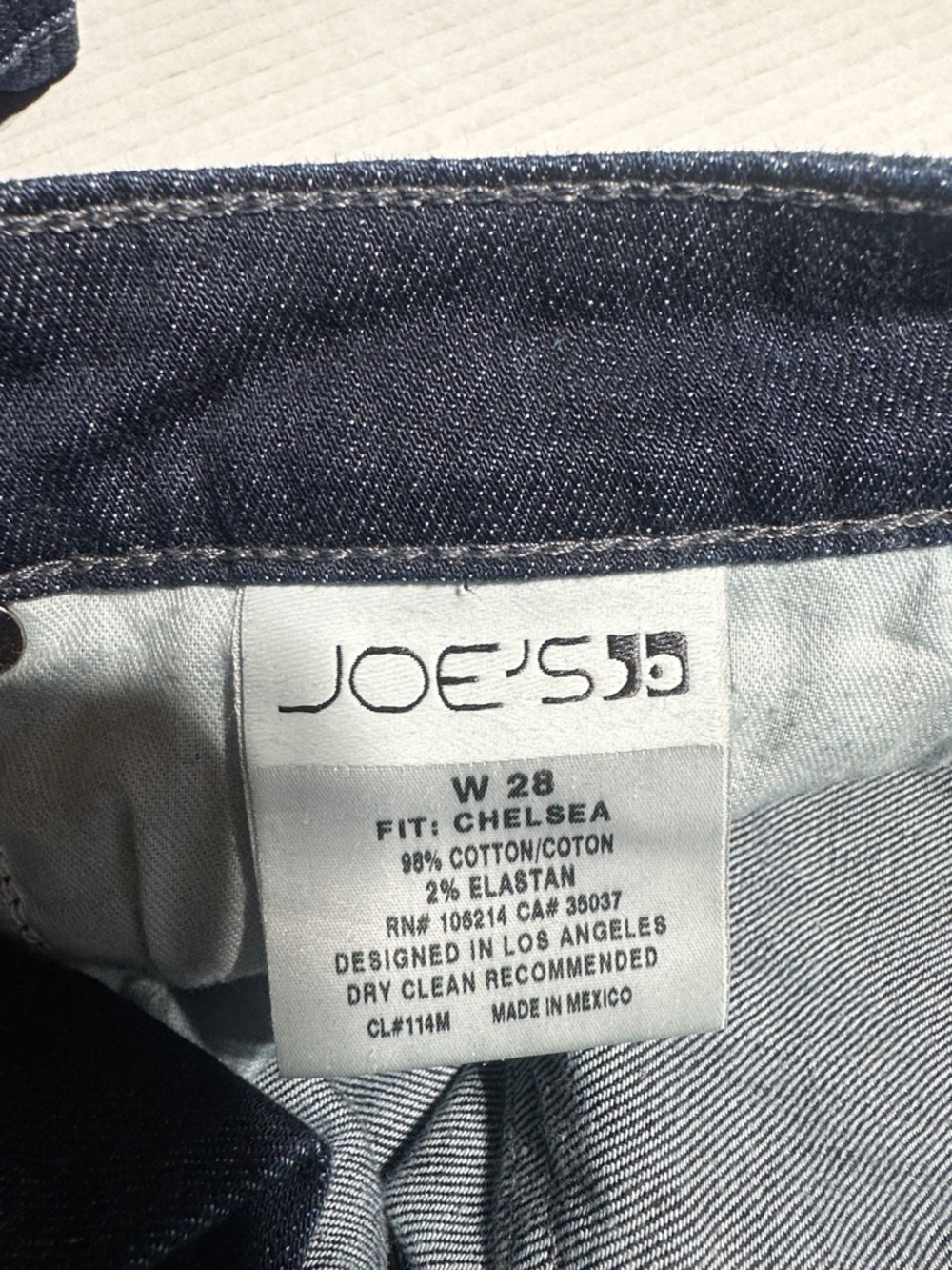 Joe’s Chelsea dark Blue denim Slim Jeans multiple pockets and zipper 98% cotton - Picture 6 of 8